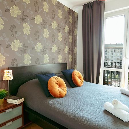 Plac Konstytucji 6 Grey - Bezplatny Garaz Podziemny - Free Parking - Apartament Dla 4 Osob วอร์ซอ ภายนอก รูปภาพ