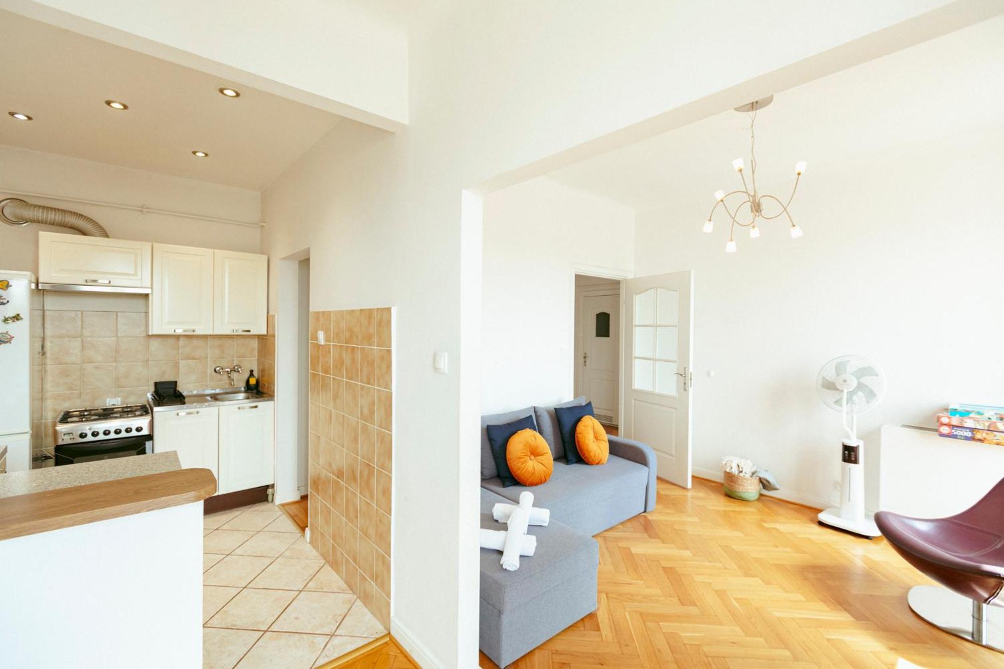 Plac Konstytucji 6 Grey - Bezplatny Garaz Podziemny - Free Parking - Apartament Dla 4 Osob วอร์ซอ ภายนอก รูปภาพ