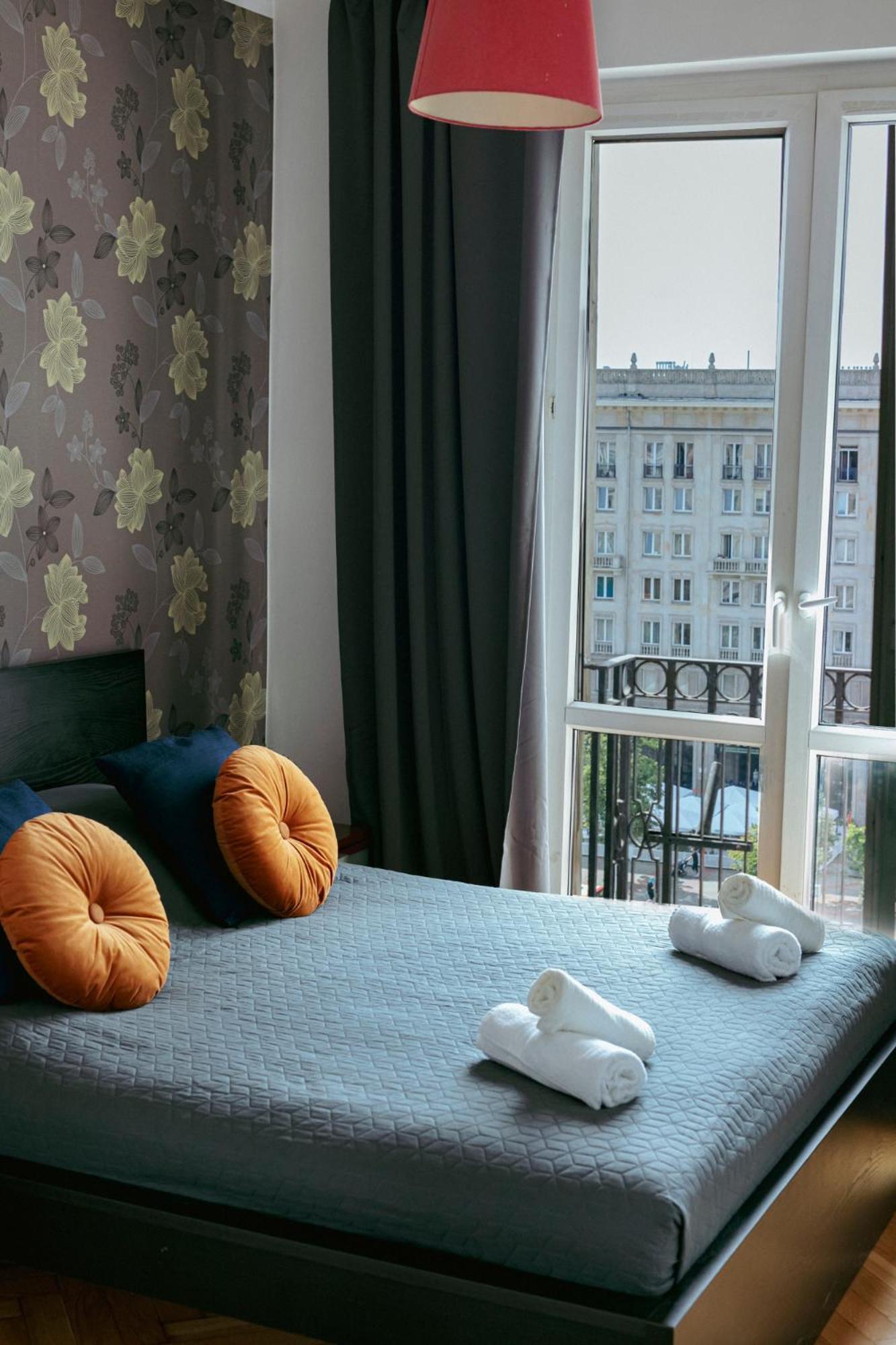 Plac Konstytucji 6 Grey - Bezplatny Garaz Podziemny - Free Parking - Apartament Dla 4 Osob วอร์ซอ ภายนอก รูปภาพ