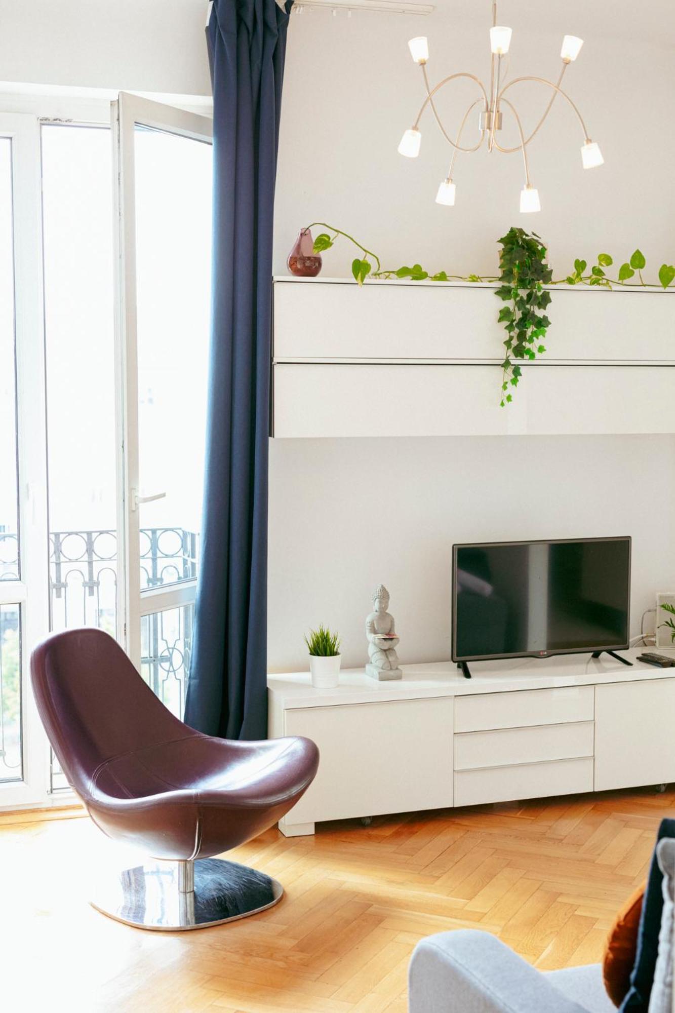 Plac Konstytucji 6 Grey - Bezplatny Garaz Podziemny - Free Parking - Apartament Dla 4 Osob วอร์ซอ ภายนอก รูปภาพ
